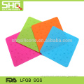 Heat insulation silicone baking mat